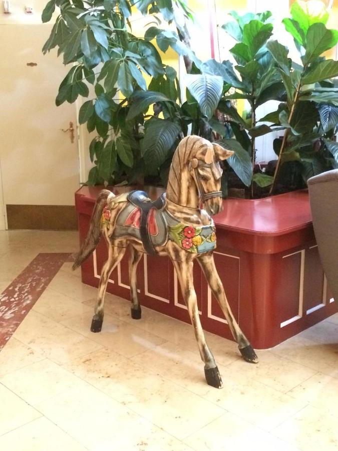 Rho Hotel Amsterdam Dış mekan fotoğraf